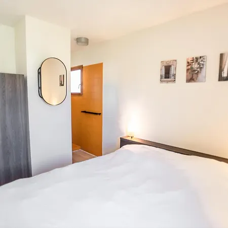 Le Bleu Nr 27 * 라카펠메라버